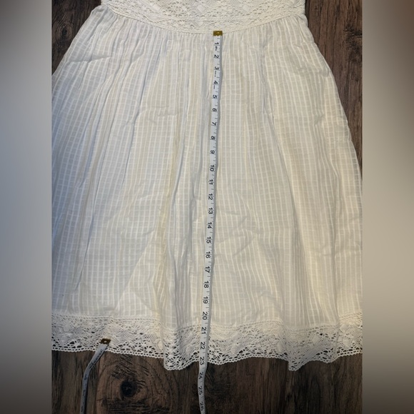 White Euro Summer Lace Trim Flare Dress Size 10 midi  Bodice Vacation Summer NWT - Picture 14 of 14